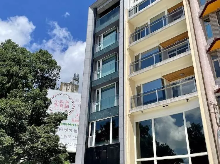 Ming Hu B&b