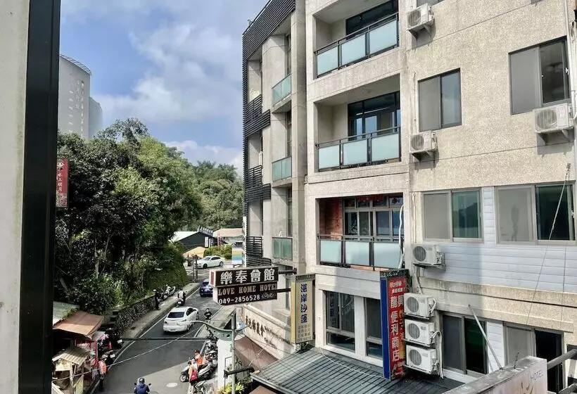 Ming Hu B&b