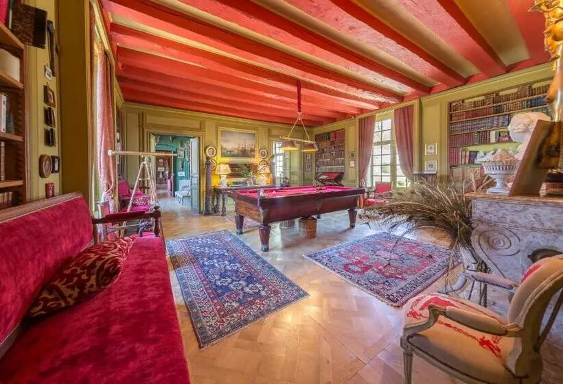 Majatalo Château D'hodebert