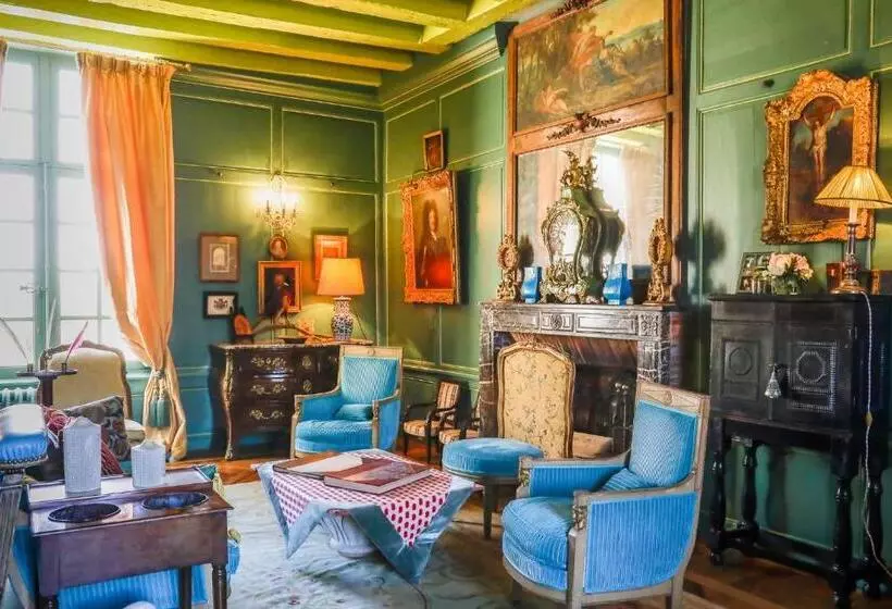 Majatalo Château D'hodebert