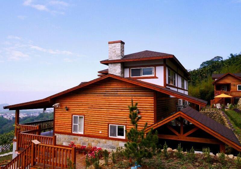 پانسیون Sitou Flora's House B&B