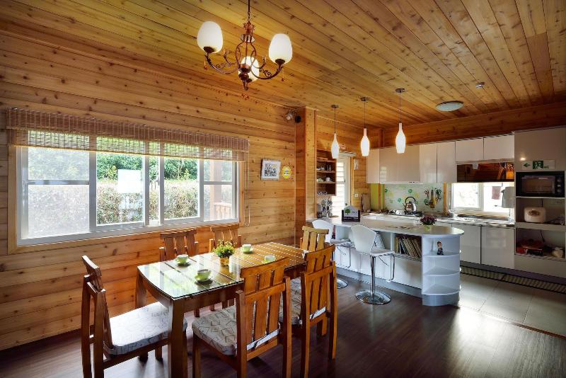 پانسیون Sitou Flora's House B&B