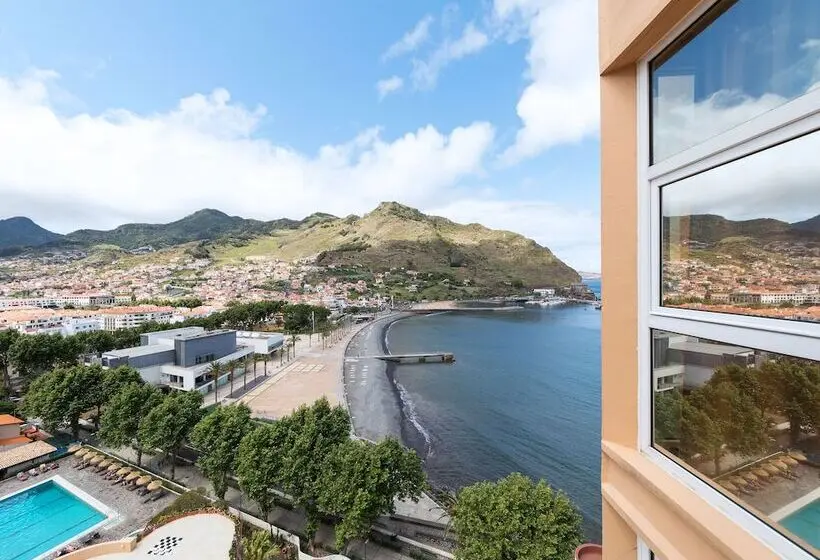 ホテル Baía Madeira
