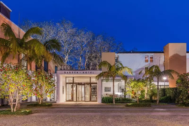 Отель Terra Nostra Garden