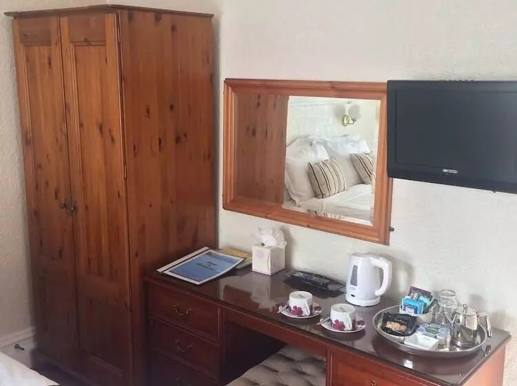 تختخواب و صبحانه Elmswood House