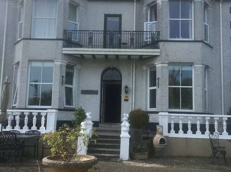 تختخواب و صبحانه Elmswood House