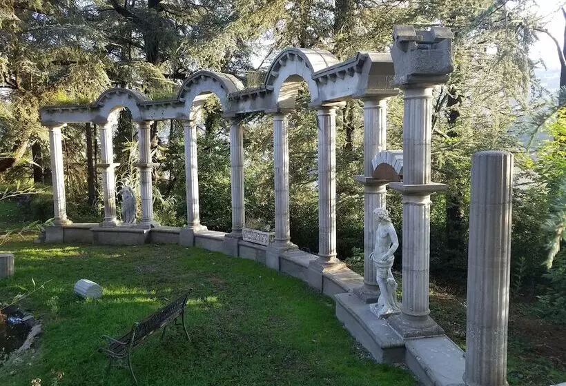 ベッドアンドブレックファースト Le Manoir