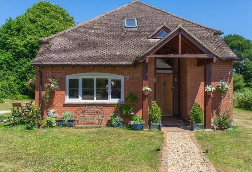 Aamiaismajoitus (B&B) Linden House