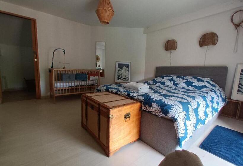 تختخواب و صبحانه L'étable Givernoise