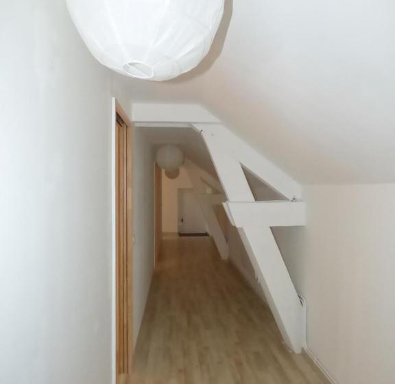 تختخواب و صبحانه L'étable Givernoise