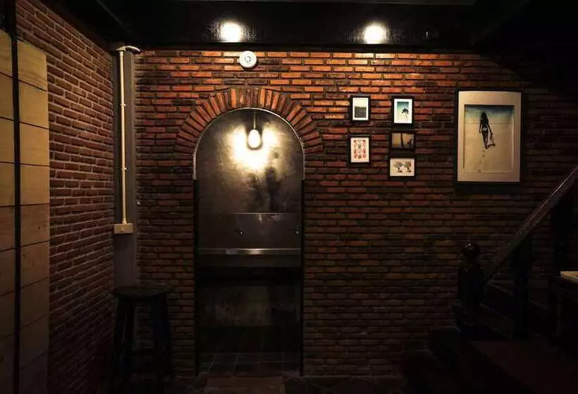 Bed & Ink Hostel Koh Tao
