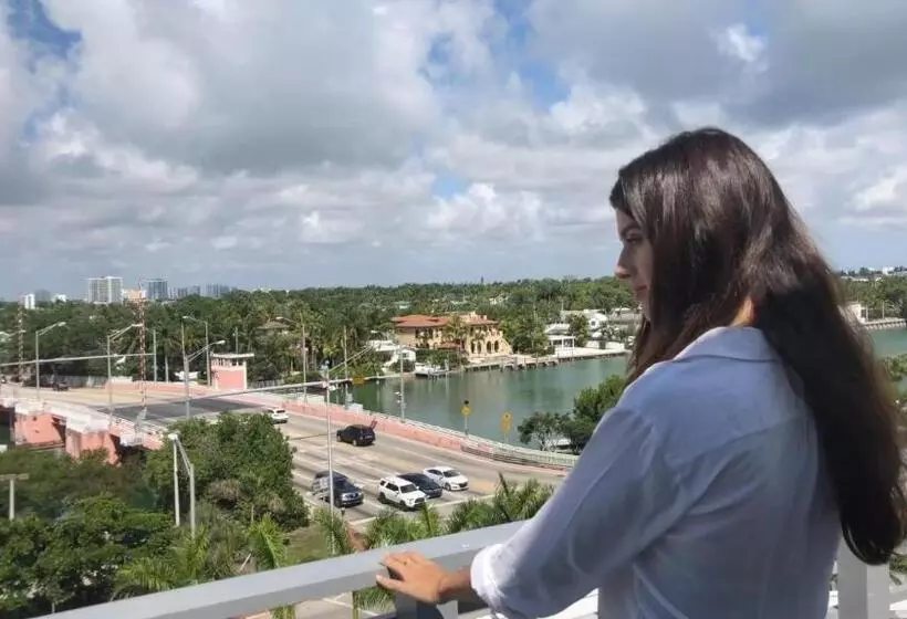 6080 Design Hotel By Eskape Collection