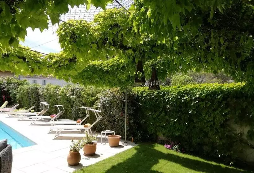 Hotelli Hôtel Le Castellan