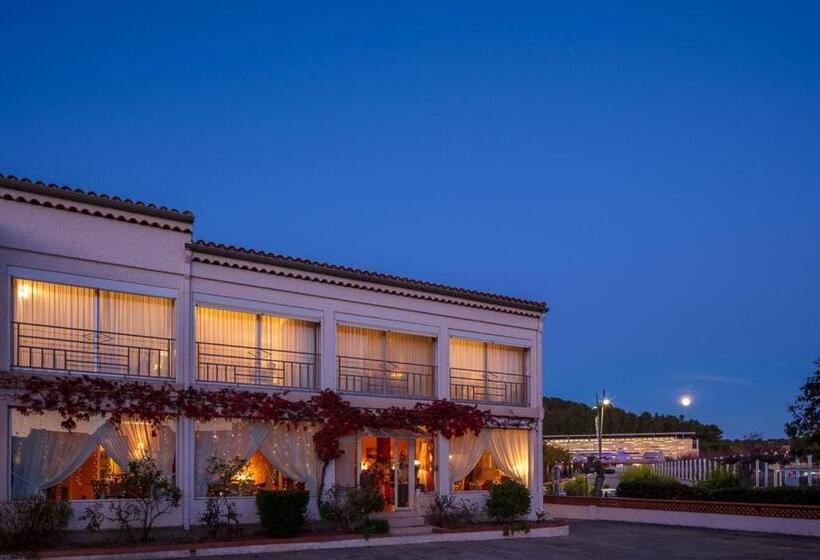 فندق Hôtel Le Castellan