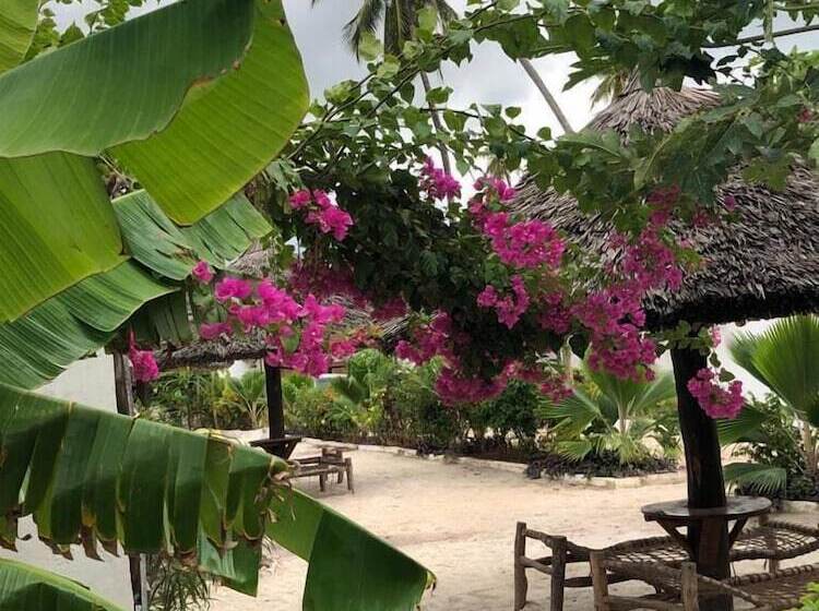 فندق Isla Bonita Zanzibar Beach Resort