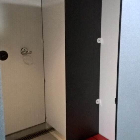 هتل King S Lynn Caravan & Camping Park