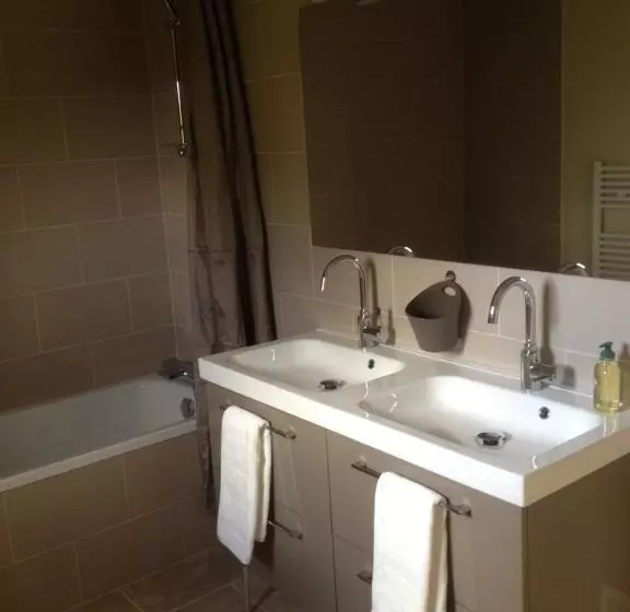 ペンション L'auberge Du Mont