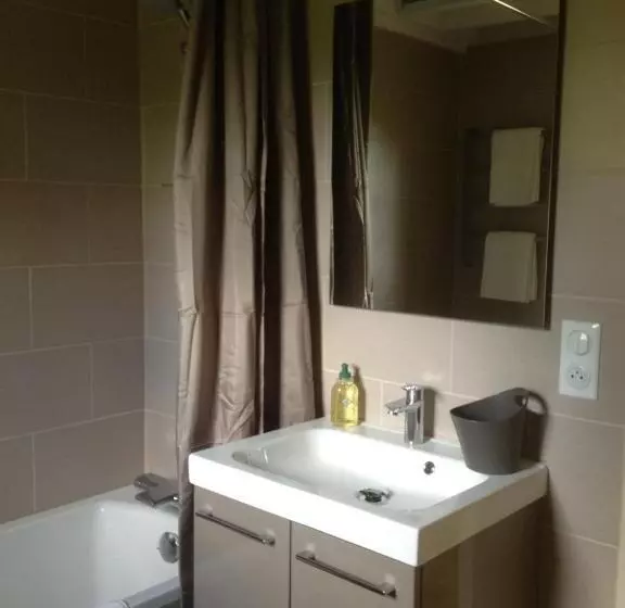 ペンション L'auberge Du Mont