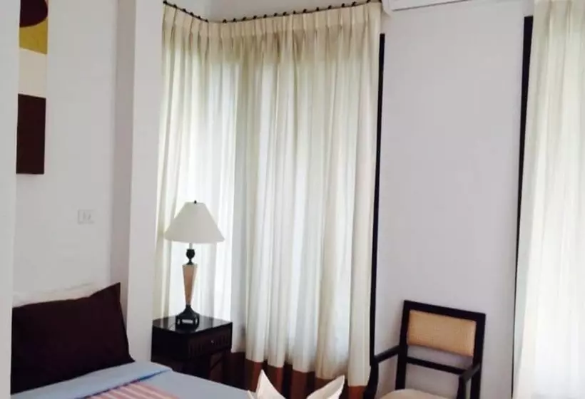 ペンション The Tree Madauwan