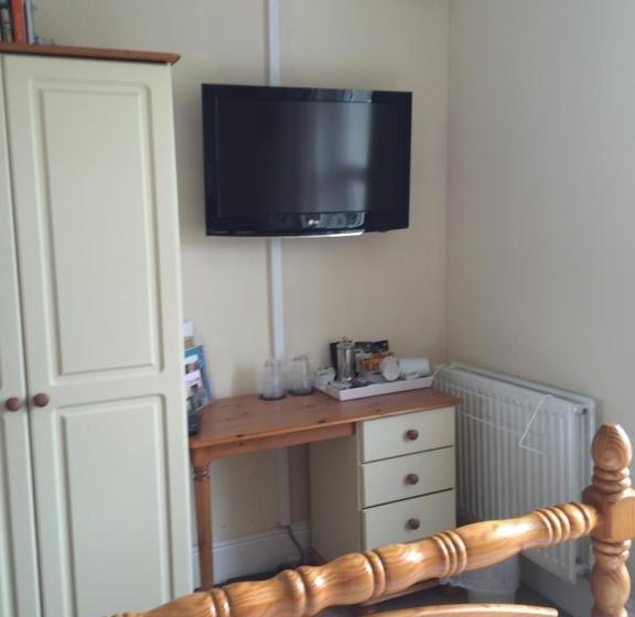 פנסיון Trelawney Guest House Room Only