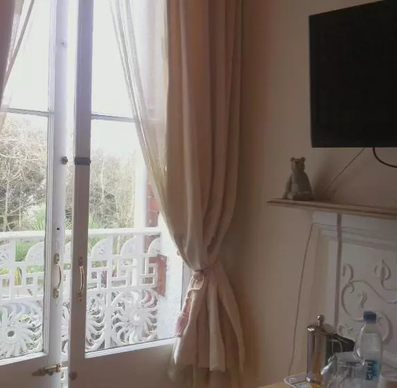 ペンション Trelawney Guest House Room Only