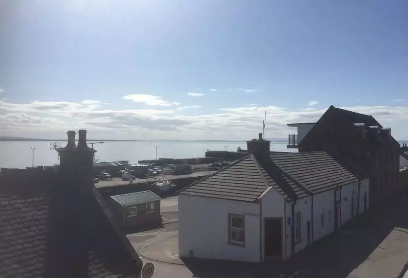 The Harbour Inn