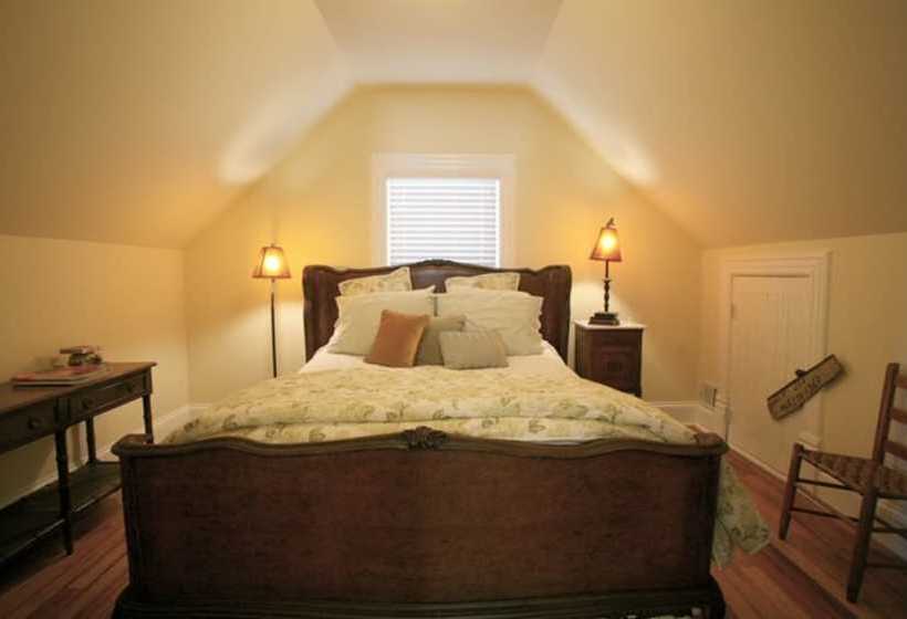 The Social Goat Bed And Breakfast