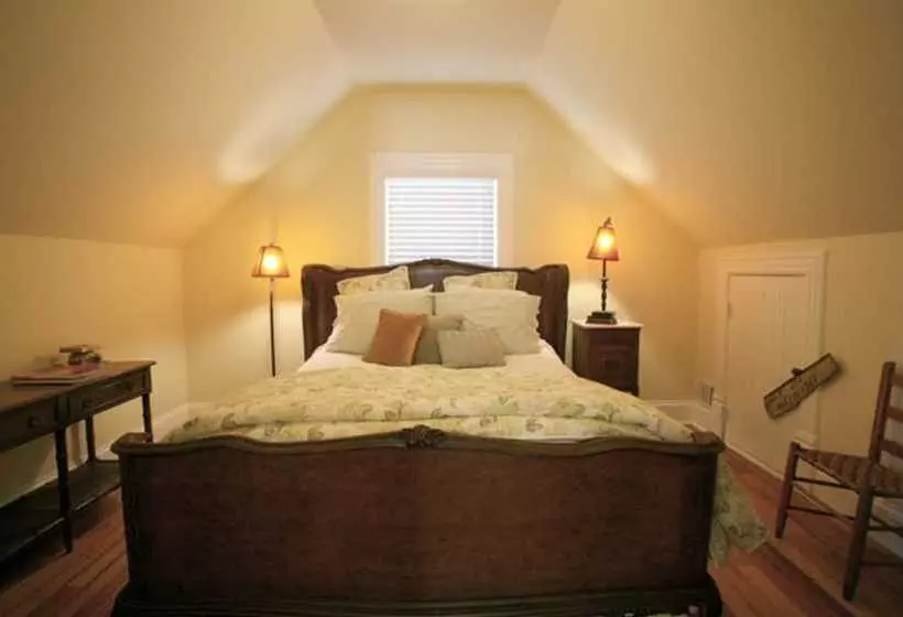 The Social Goat Bed And Breakfast