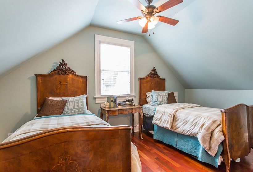 The Social Goat Bed And Breakfast