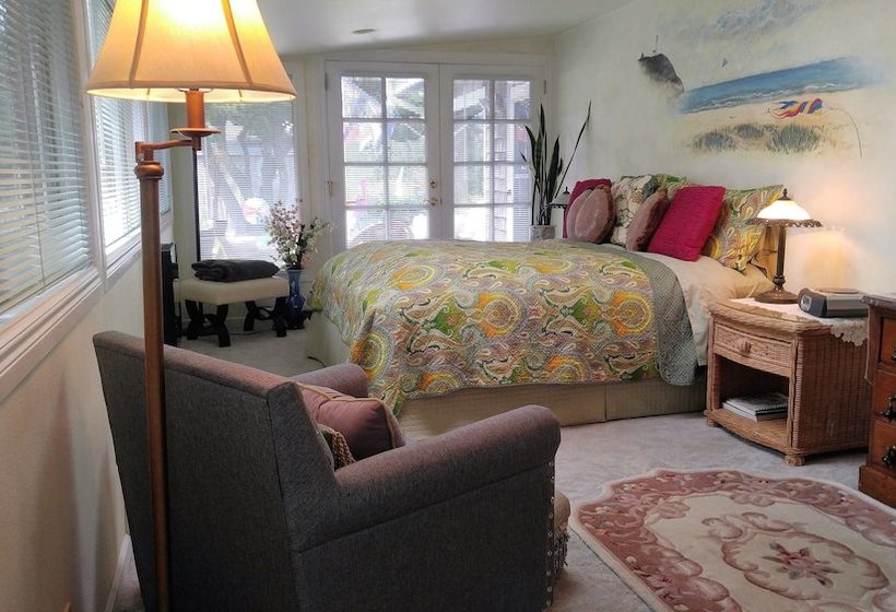 Boreas Bed & Breakfast Inn