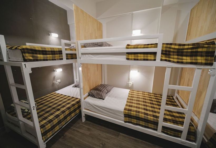 Fun Dee Hostel And Cafe' Ayutthaya