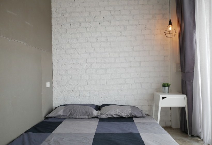 Fun Dee Hostel And Cafe' Ayutthaya