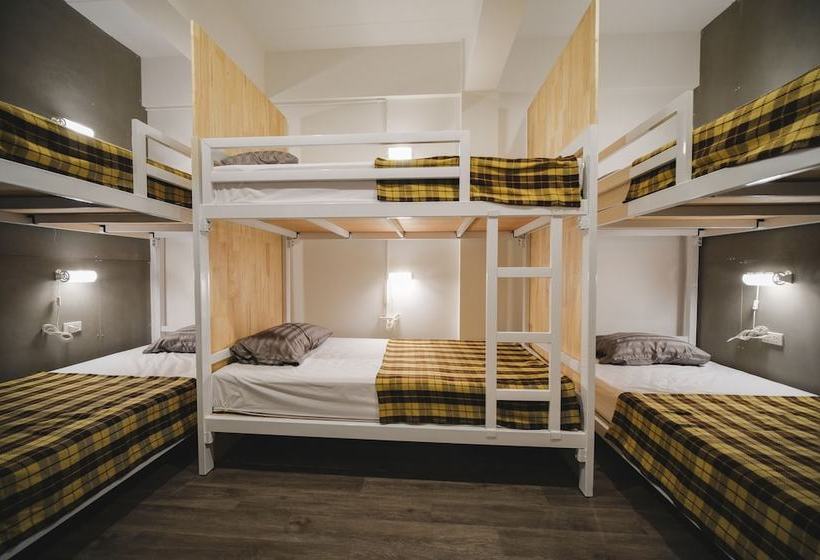 Fun Dee Hostel And Cafe' Ayutthaya