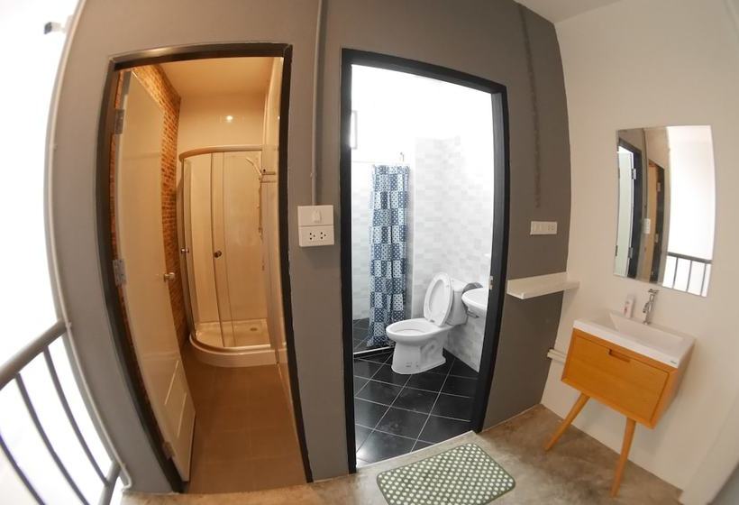 Fun Dee Hostel And Cafe' Ayutthaya