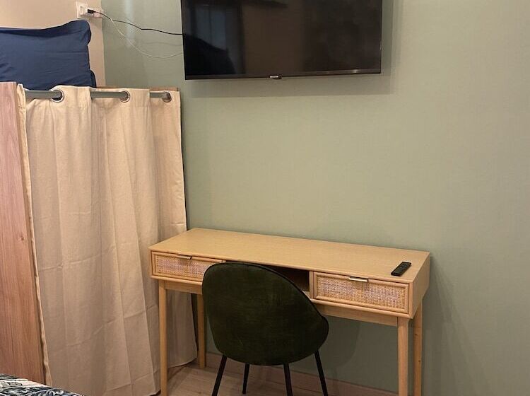 בית מלון כפרי De La Gare