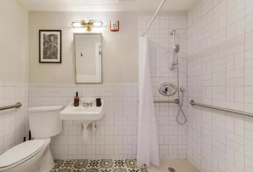 Tower Hotel Little Havana