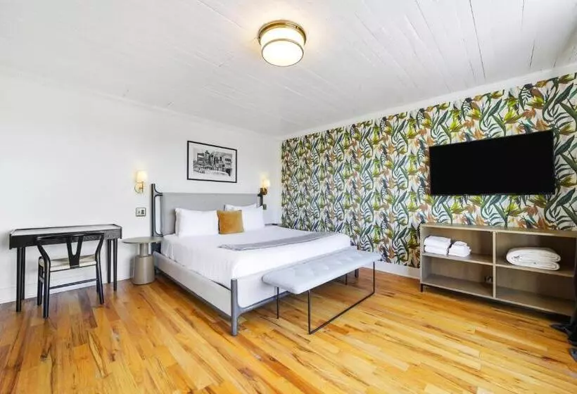 Tower Hotel Little Havana