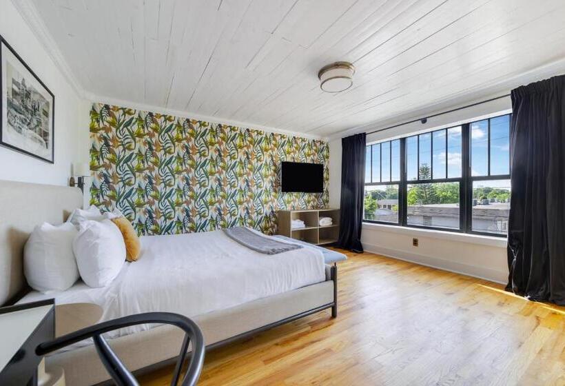 Tower Hotel Little Havana