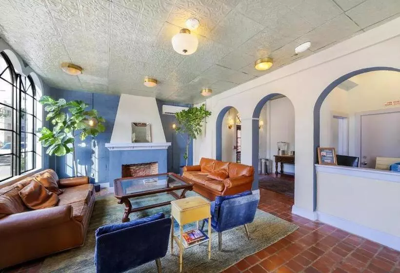 Tower Hotel Little Havana