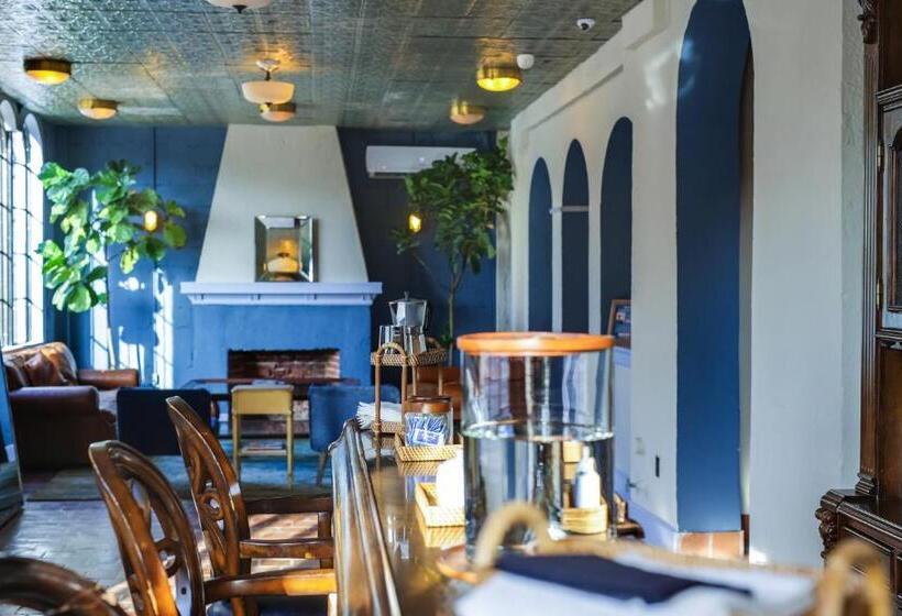 Tower Hotel Little Havana