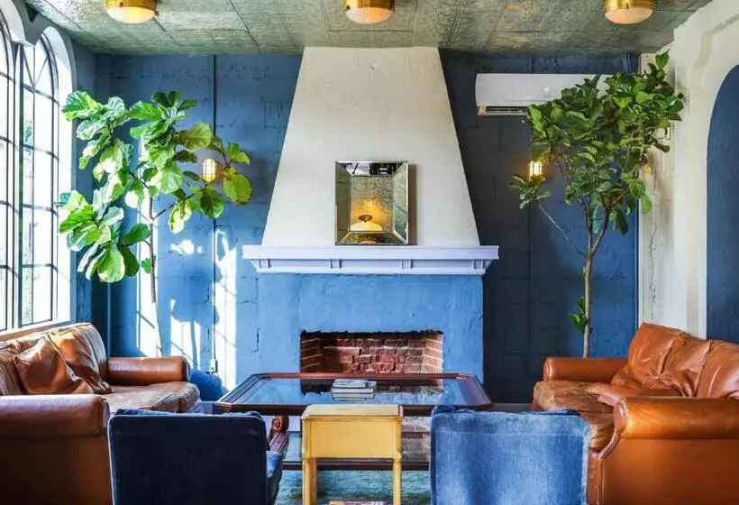 Tower Hotel Little Havana