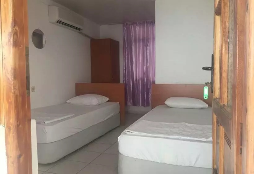 ホテル Tan Pansiyon