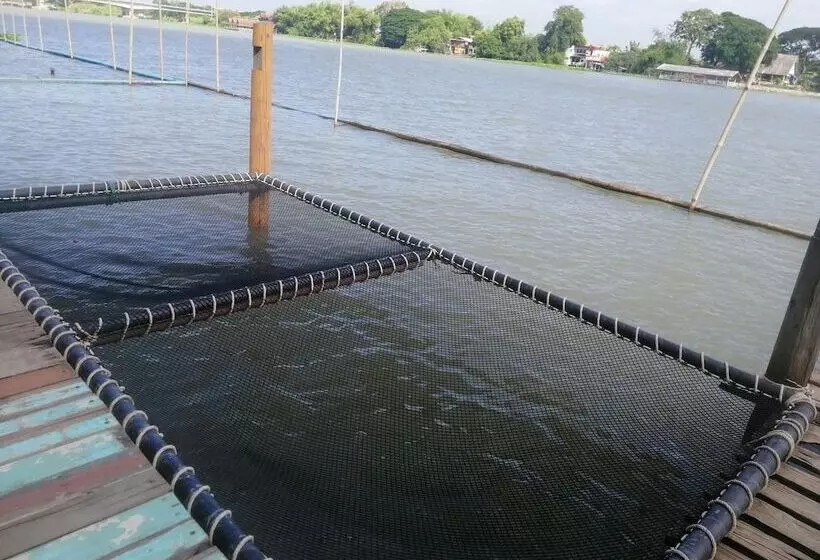 Lom Choi Home Stay Ayutthaya   Hostel