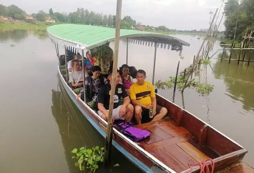 Lom Choi Home Stay Ayutthaya   Hostel