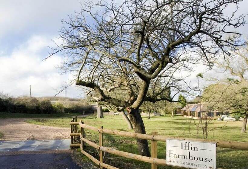 پانسیون Iffin Farmhouse