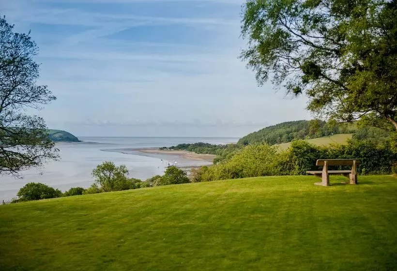 Majatalo Mansion House Llansteffan