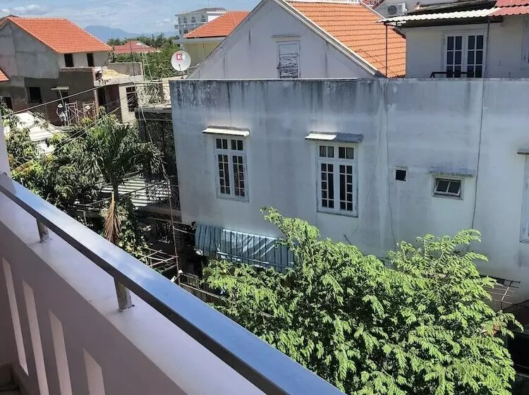 پانسیون Three Palms Homestay