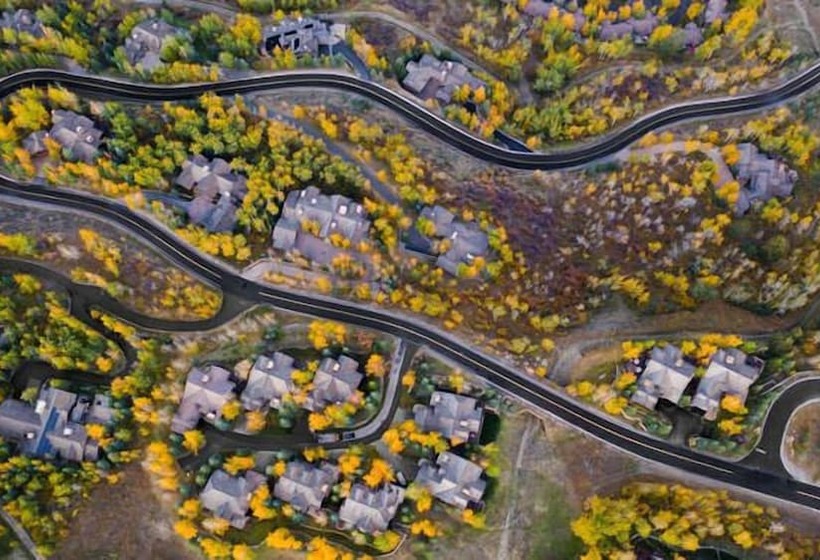 Snowberry By Elevation Accommodations