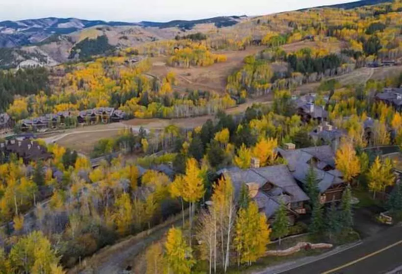 Snowberry By Elevation Accommodations