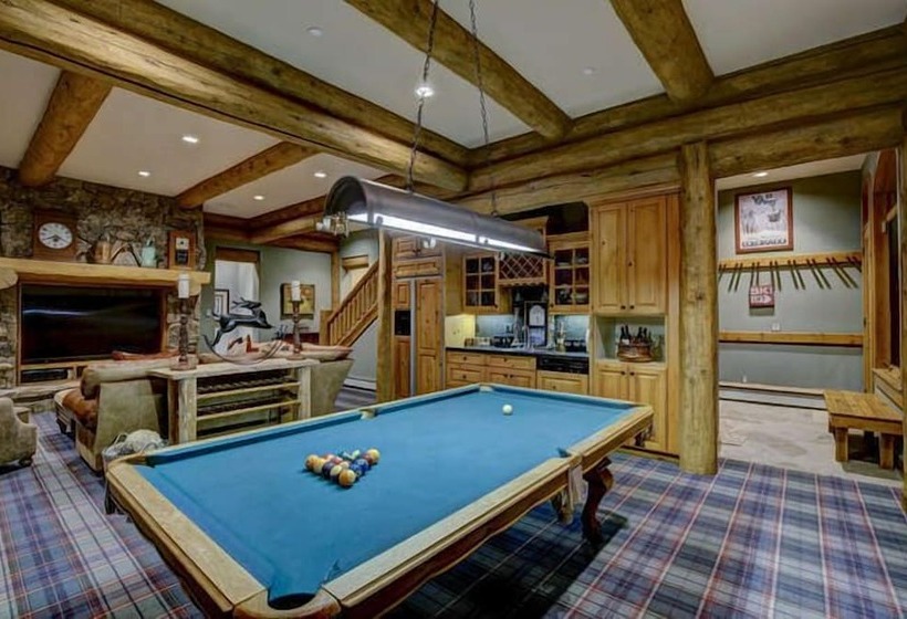 Snowberry By Elevation Accommodations